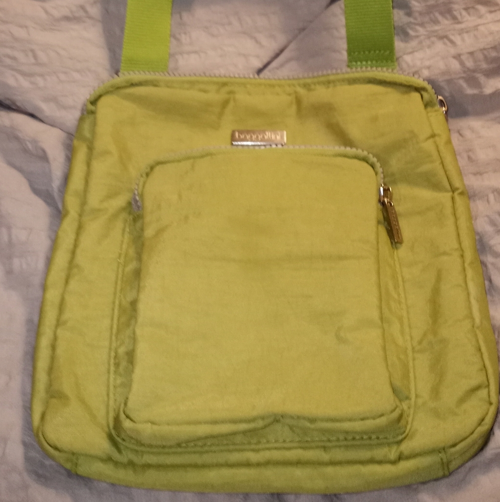 Baggallini Go Bag Slim Crossbody
